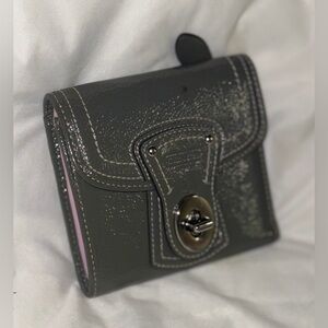 COACH 1941 LEGACY PATENT LEATHER VINTAGE TURN LOCK WALLET